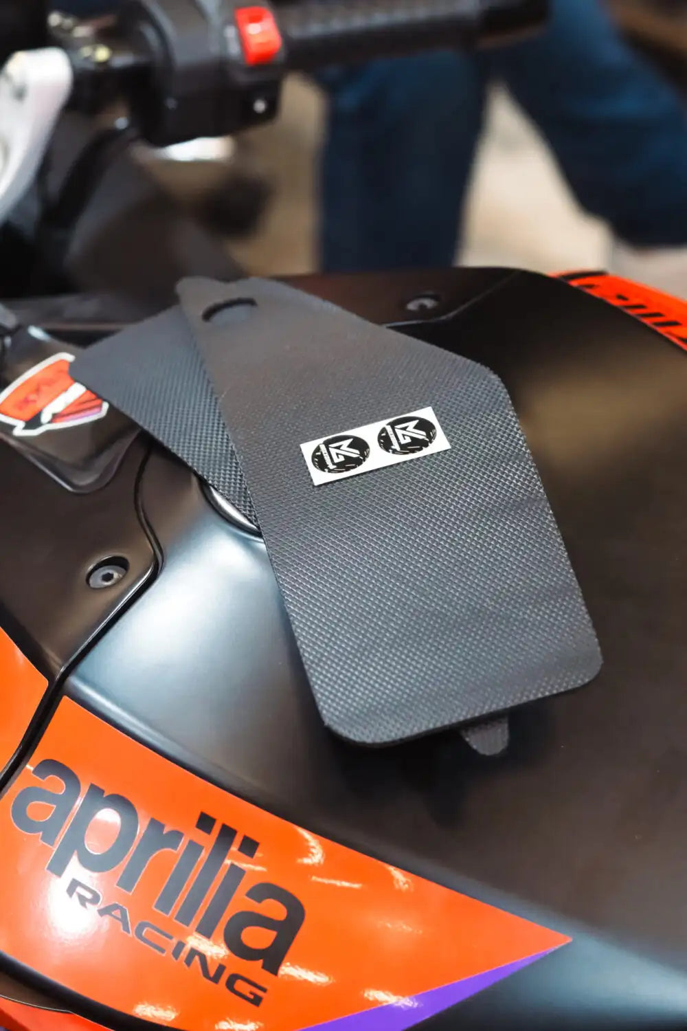 Maxgrip  Aprila RS 457 Traction Pad