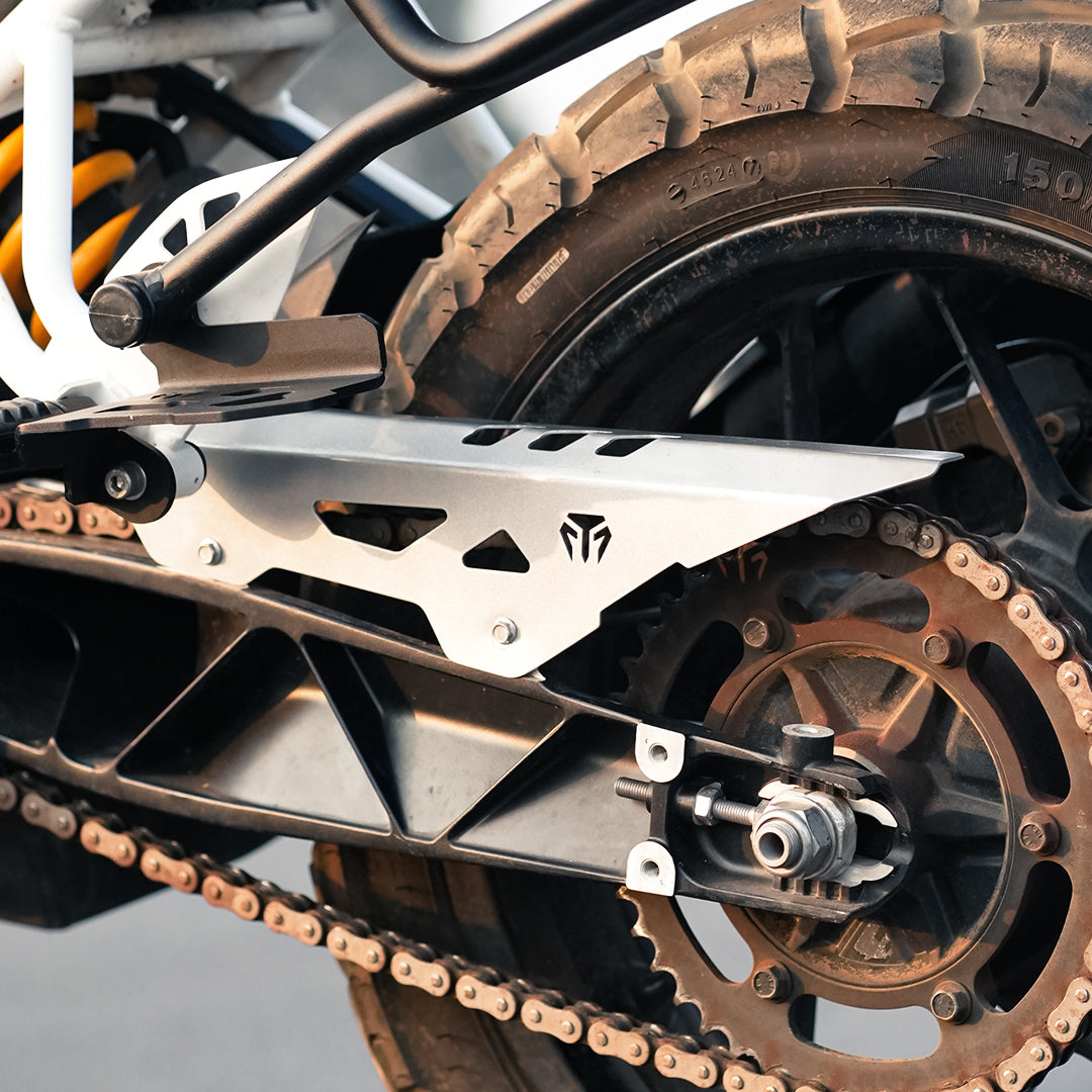 CHAIN GUARD (SILVER) FOR TVS APACHE RTX 300