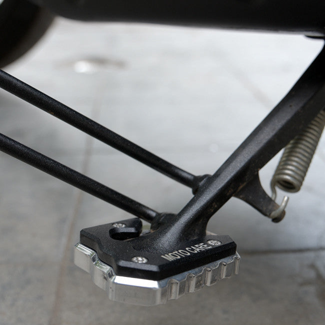MotoCare CNC Side Stand Extender for Royal Enfield Classic 650 – Anti-Slip Foot Plate