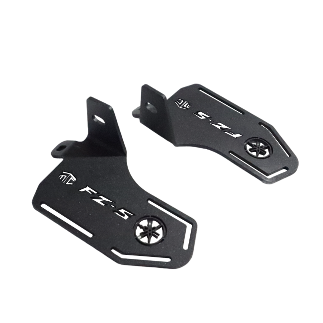 Motocare Footrest for Yamaha FZ-S V3 / V4 – Anti-Slip Rider Foot Pegs | Comfortable & Durable