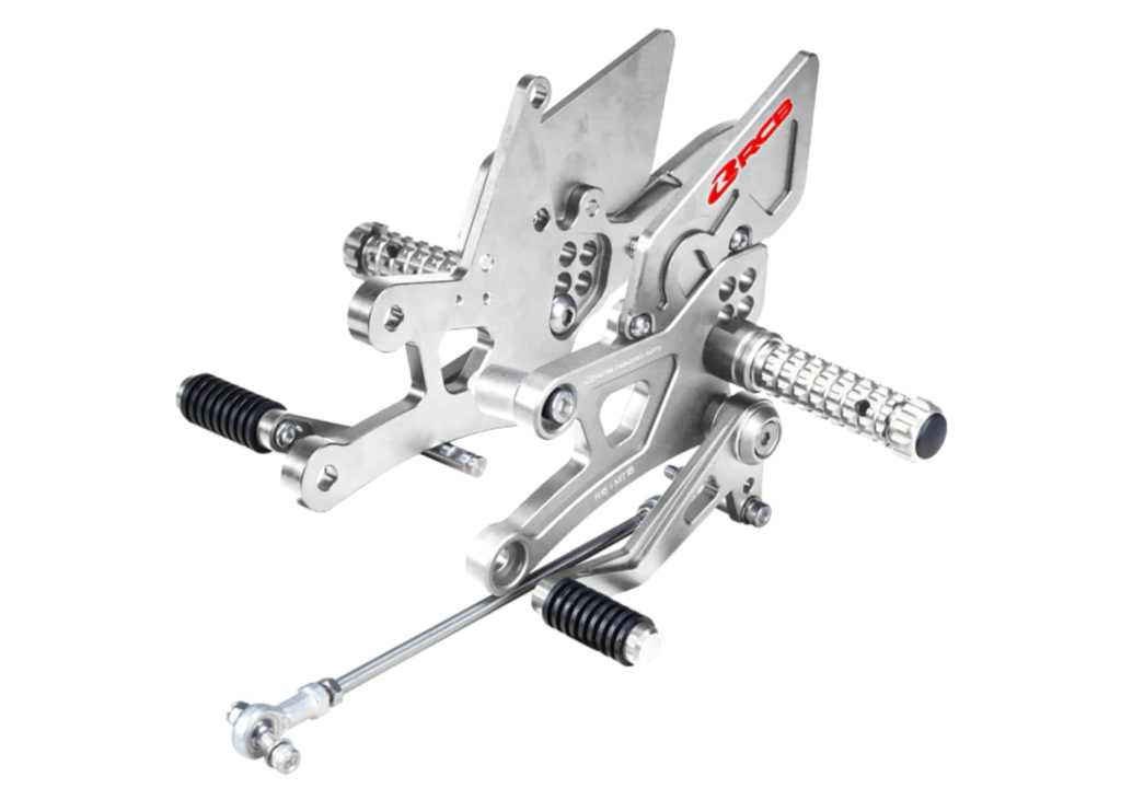RCB S2 V2 Single Set Footrest – YAMAHA R15V3 MT15 01FR030 ( SILVER )