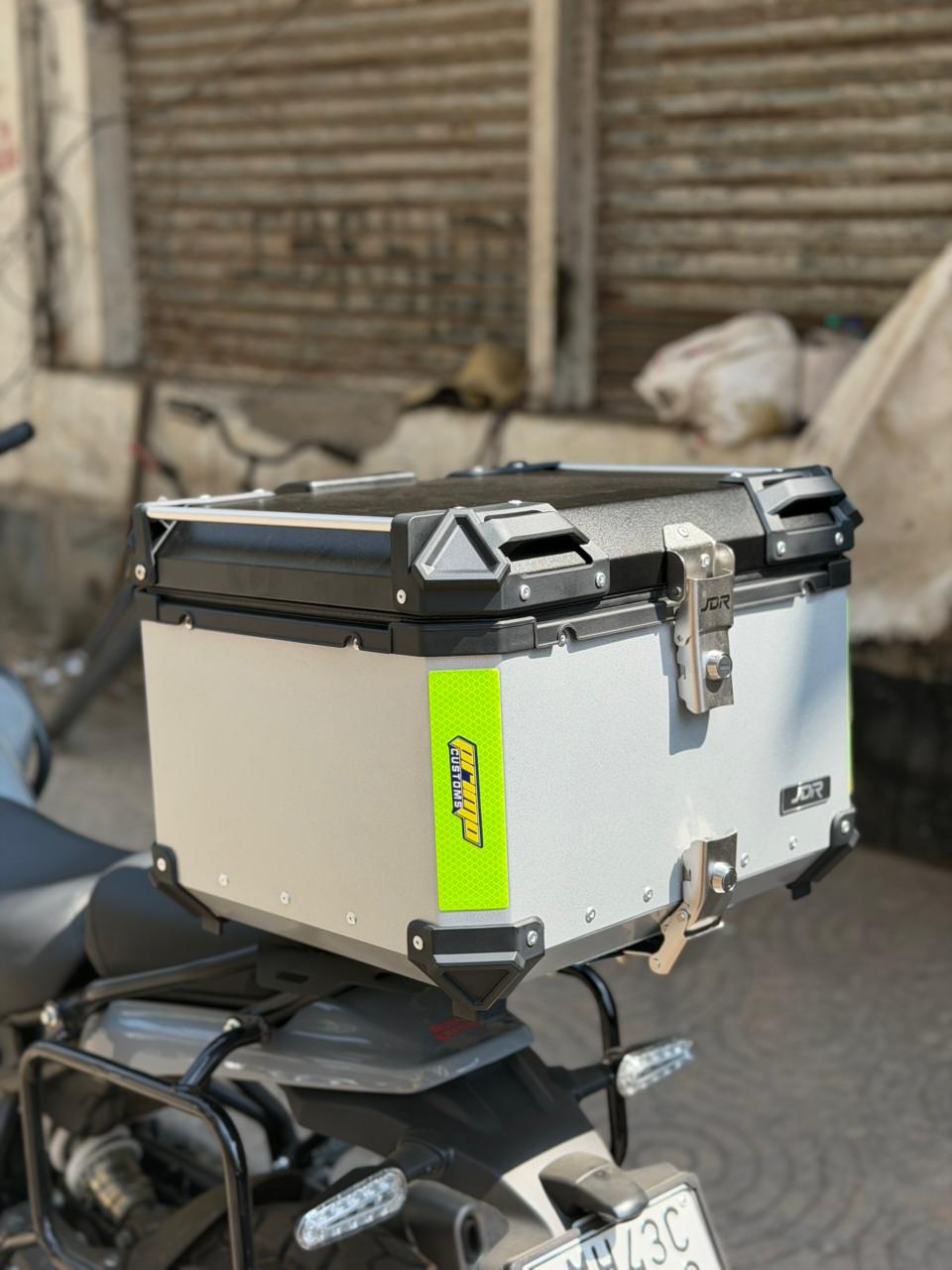 JDR 47L ABS TOP BOX SILVER
